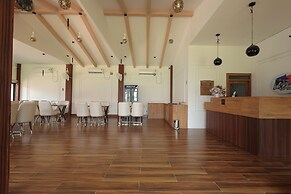 LUIT BLUE HOMESTAY & RESORTS