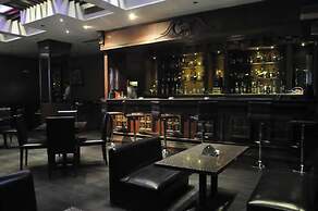 The Royal Retreart