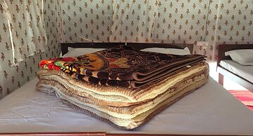 RIVER SIDE CAMP CHOPTA