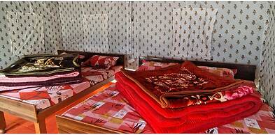 RIVER SIDE CAMP CHOPTA