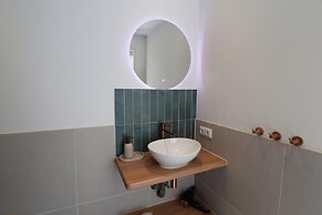 Beautifully Styled Studio Apartment