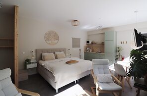 Beautifully Styled Studio Apartment