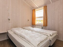 4 Star Holiday Home in Friedrichkoog