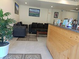 Heryk Hillview Hotel
