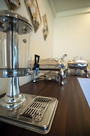 Heryk Hillview Hotel