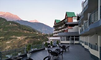 Heryk Hillview Hotel