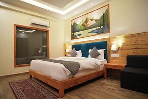 Heryk Hillview Hotel