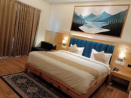 Heryk Hillview Hotel