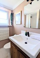 Large Holiday Apartment With Sauna