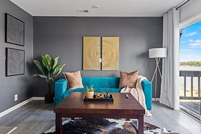 Renovated River Home Hot Tub Sauna Game Room