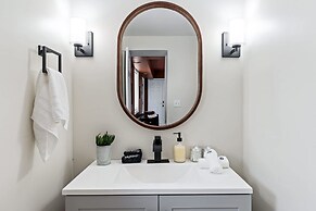 Renovated River Home Hot Tub Sauna Game Room