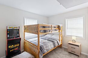 Renovated River Home Hot Tub Sauna Game Room