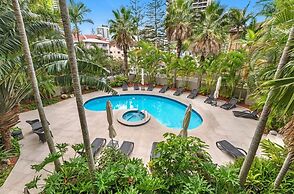 Stylish 3BRM Haven in Surfers Paradise