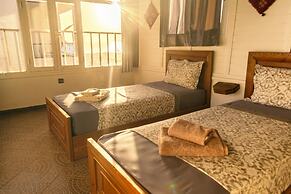 BLUERINA CAMP HOSTEL