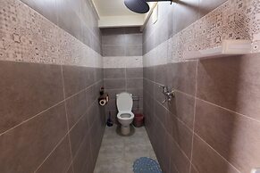 BLUERINA CAMP HOSTEL