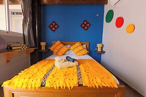 BLUERINA CAMP HOSTEL
