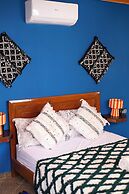 BLUERINA CAMP HOSTEL