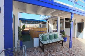 BLUERINA CAMP HOSTEL
