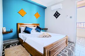 BLUERINA CAMP HOSTEL