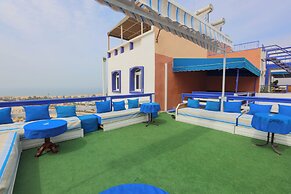 BLUERINA CAMP HOSTEL