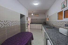 BLUERINA CAMP HOSTEL