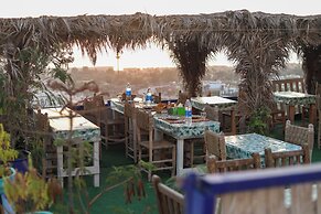 BLUERINA CAMP HOSTEL