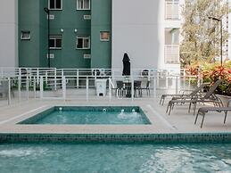 Rio Wonder by RNC Flats