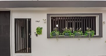 Ocean Park 2BD/2BA/Pool/Walk to beach Portocafe