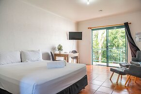 Freedom Backpackers Hostel