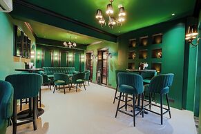 Chandralok A Boutique Hotel