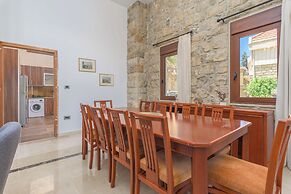 Beit Salima 3BR House with Pool