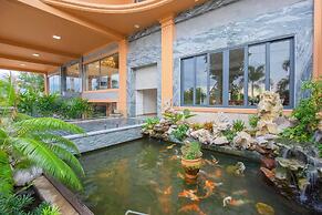 UMI-PQ hotel