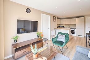 2 Bed - Sleeps 6 - Parking - City Centre