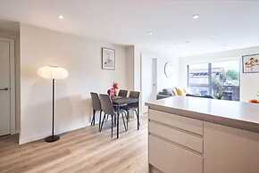 2 Bed - Sleeps 6 - Parking - City Centre