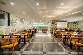Royal Studio Golf Course Road