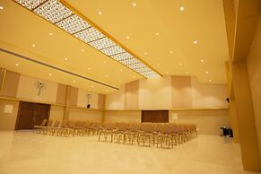 Tuskers Hill Banquets by Poppys