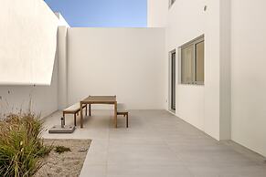 Ericeira Modern Bright With Pool by Homing