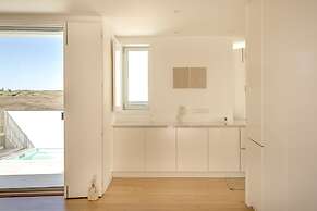 Ericeira Modern Bright With Pool by Homing