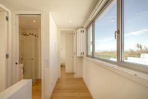 Ericeira Modern Bright With Pool by Homing