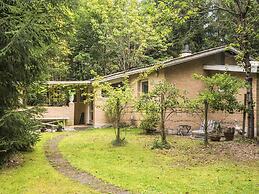 Nature Cottage With Terrace by Gudena