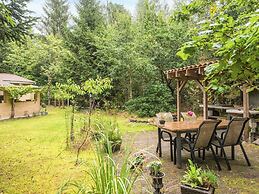 Nature Cottage With Terrace by Gudena