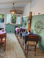 Efes Linden House