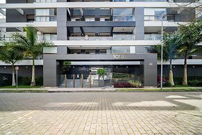 Apt With Balcony and Barbecue in Jurere Ihd0101