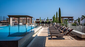 V399 Amazing 1BR Apt - Rooftop Pool