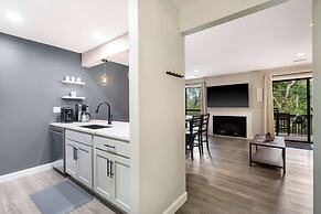 Top Notch Condo for 6