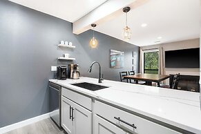 Top Notch Condo for 6