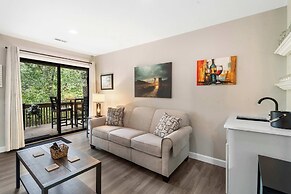 Top Notch Condo for 6