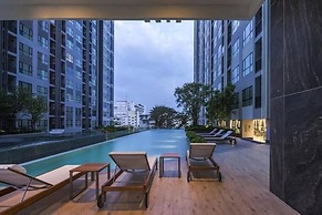 2 Bed Room Great Location & Pool