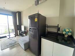 2 Bed Room Great Location & Pool