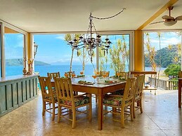 Red Beach Mansion